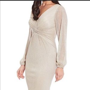 Adrianna Papell metallic champagne gold 12 gown